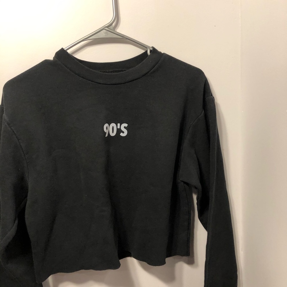 90s black crop sweatshirt